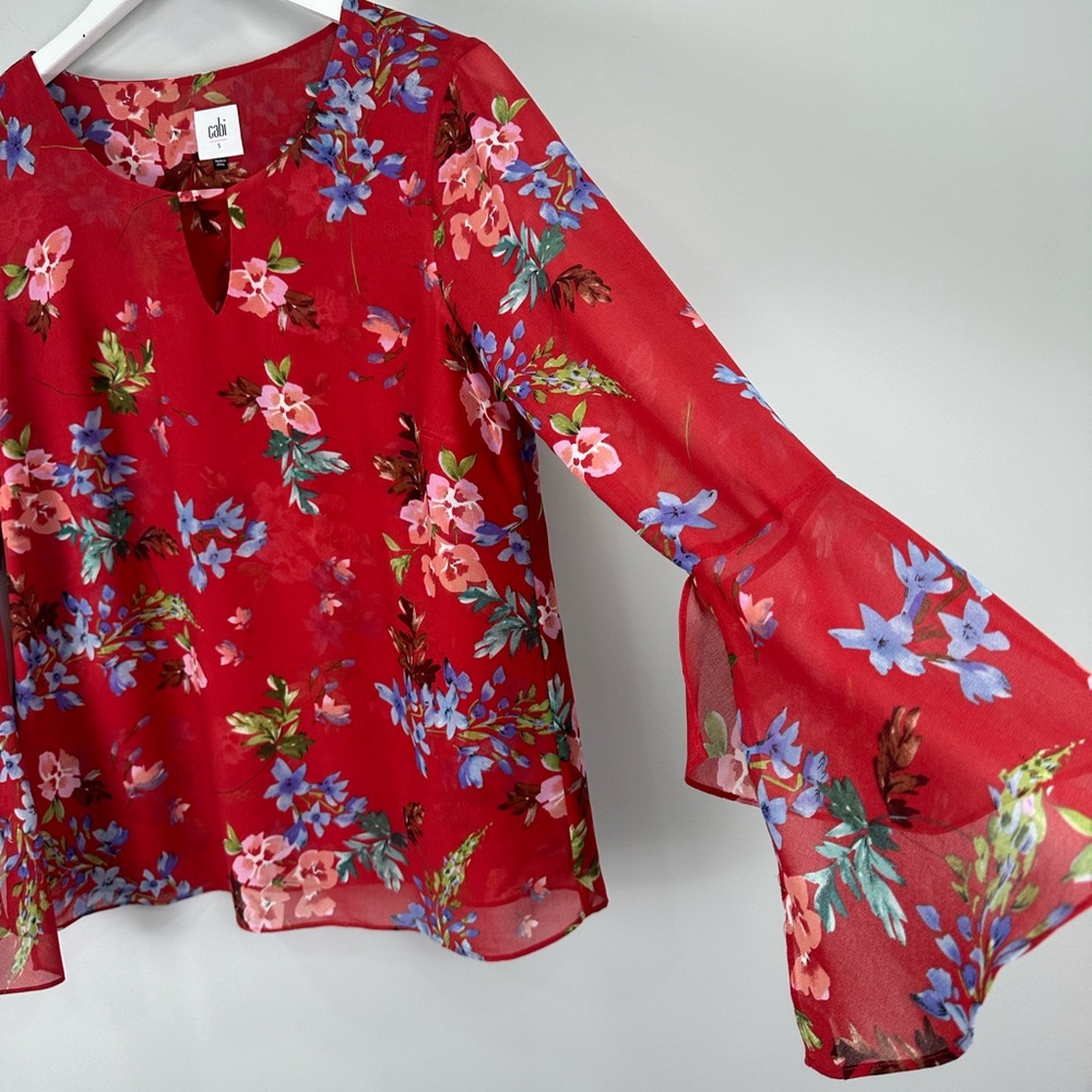 CAbi Red Floral Devoted Women’s Semi Sheer Bell Sleeve Blouse Top Shirt small - Picture 6 of 13
